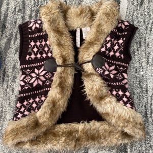 Heart n Crush faox fur trim sweater vest SZ 7